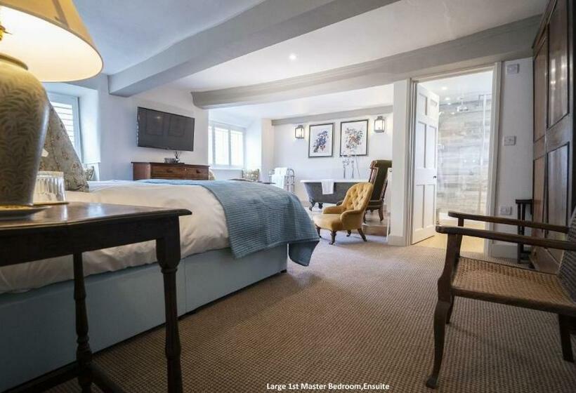 The Sherborne Cottage