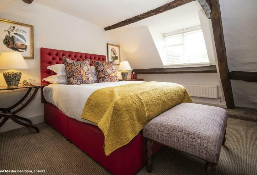 The Sherborne Cottage