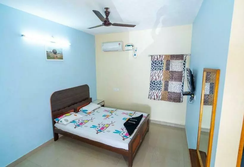 Hotelli Dwarka Residency