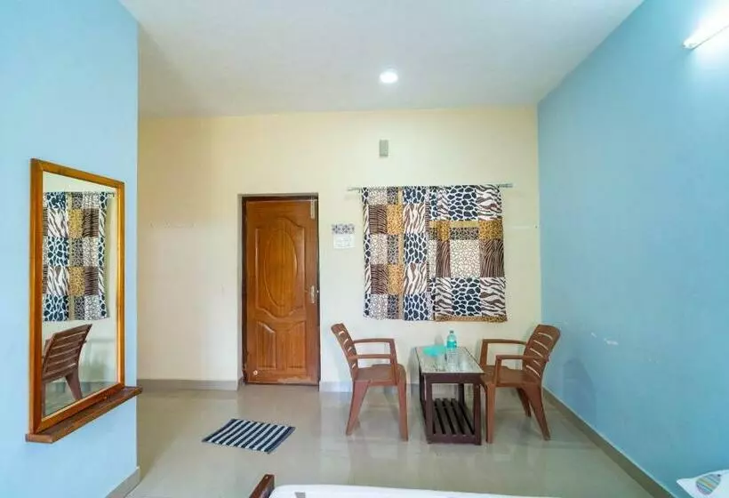 Hotelli Dwarka Residency