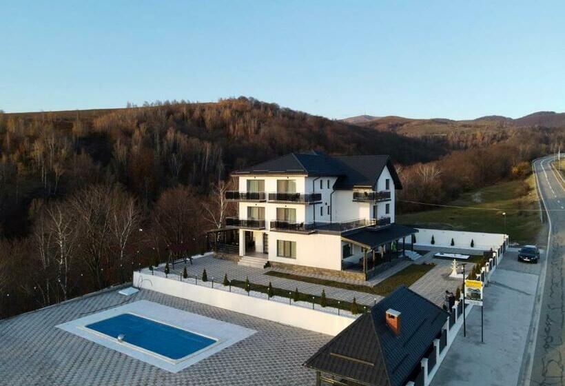 Пансион Casa De Vacanta Larisa