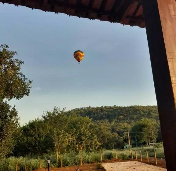 Retkeilymaja Chalés Por Do Sol