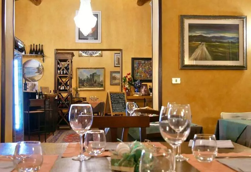 ベッドアンドブレックファースト L Antico Granaio