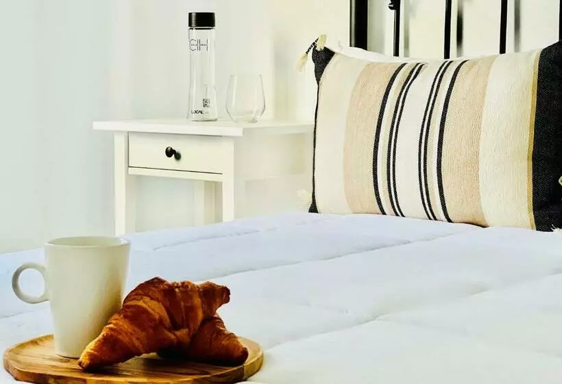 Canaryislandshost L Las Olas