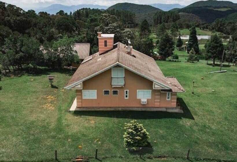 Sítio Fuchsia Régia Em Rancho Queimado