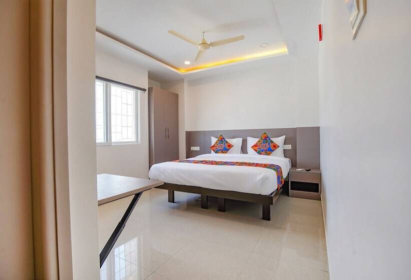 Fabhotel Athasri Inn