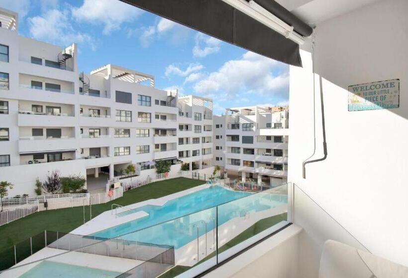 New 3 Bed Apartment Estepona Town With Pool