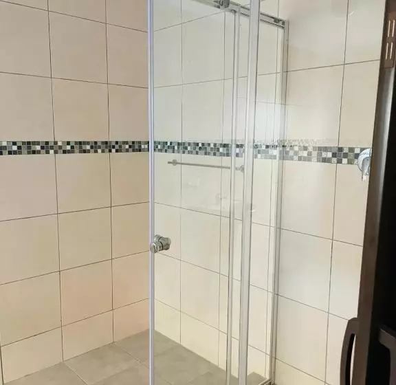 پانسیون Druza’s Guest House