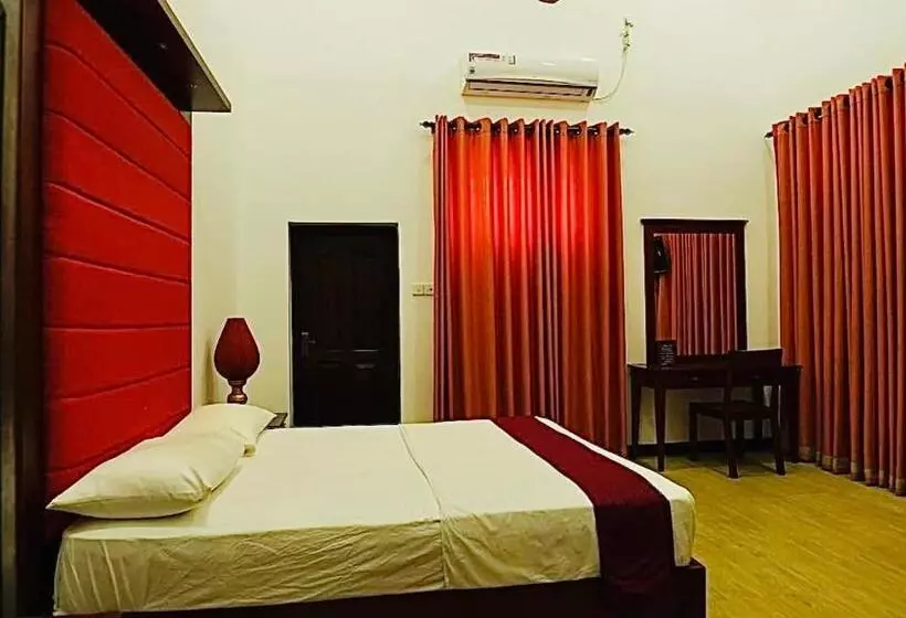 پانسیون Flamingo Villa