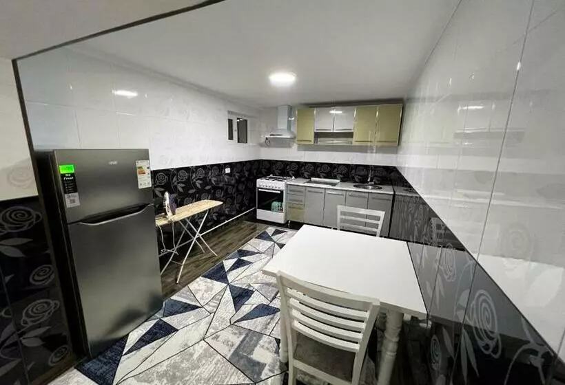 ペンション Nemo Guest House With Free Pool