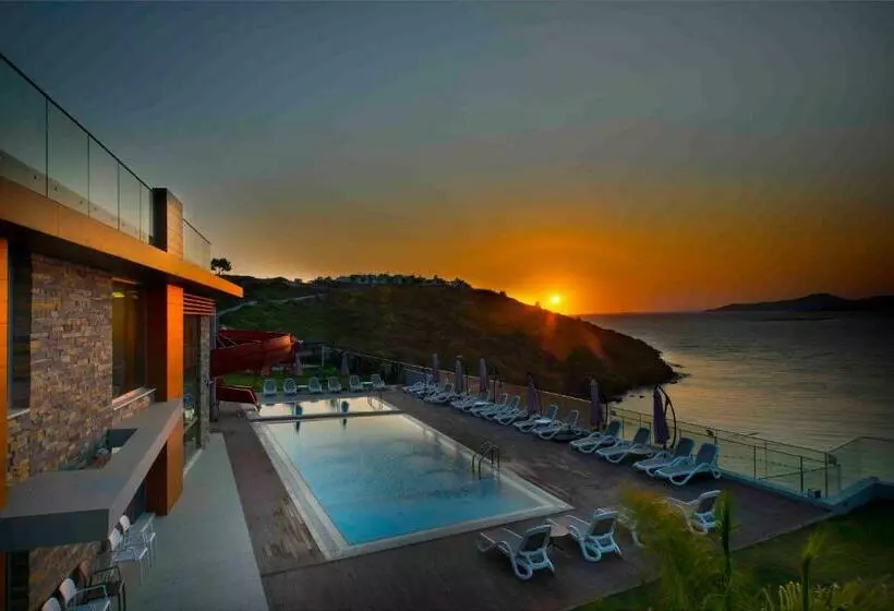 Single Room At Adabuku Seba Solemar Holiday Site