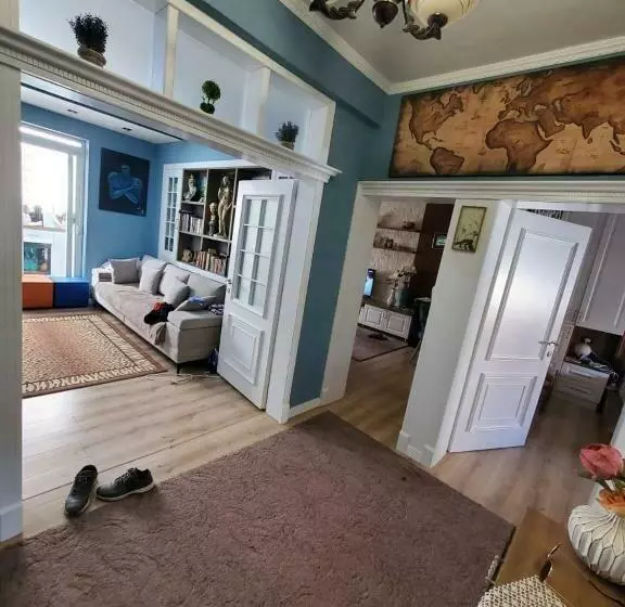 Apartamenti8 Korca