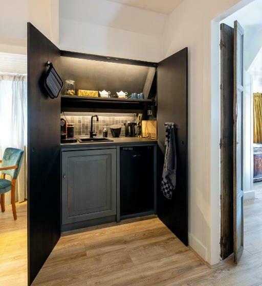 Bed & Breakfast   Gallery  T Speelhuys