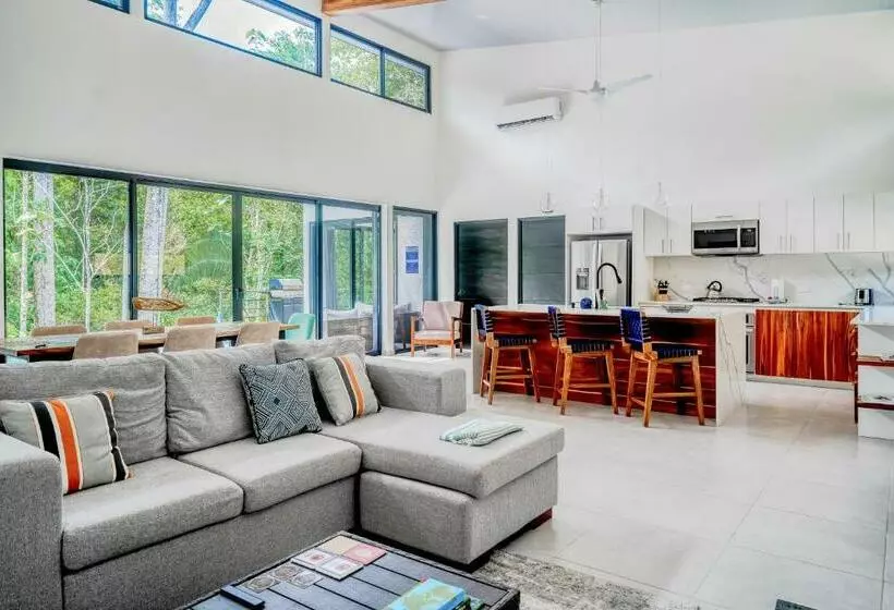 Casa Ballena Pearl