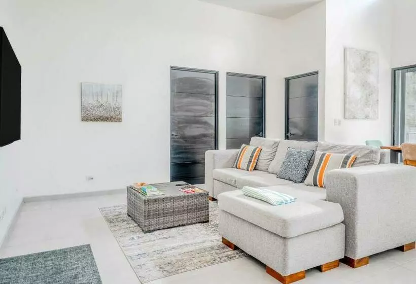 Casa Ballena Pearl