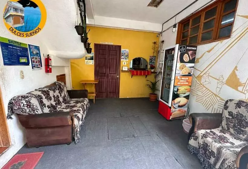 پانسیون Hostal Dulces Sueños