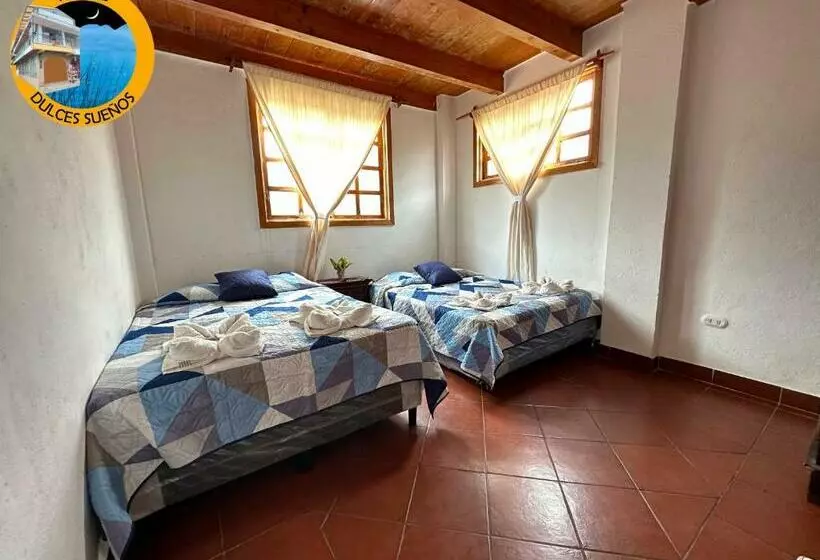 پانسیون Hostal Dulces Sueños