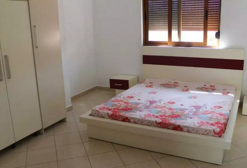 Bledi S Comfy Apartment In New Blvd / Free Parking