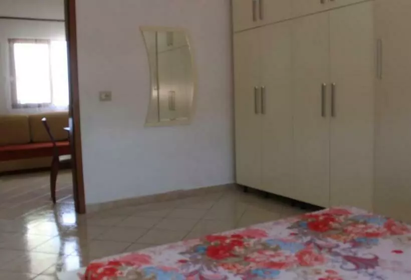 Bledi S Comfy Apartment In New Blvd / Free Parking