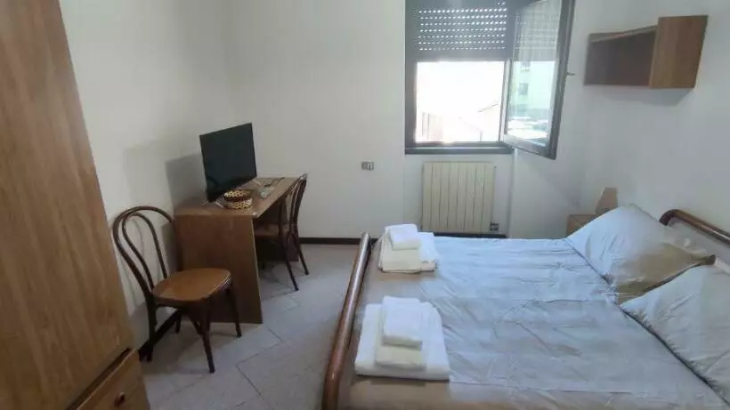 Hotelli Albergo Meublé Aurora