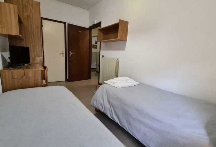 酒店 Albergo Meublé Aurora