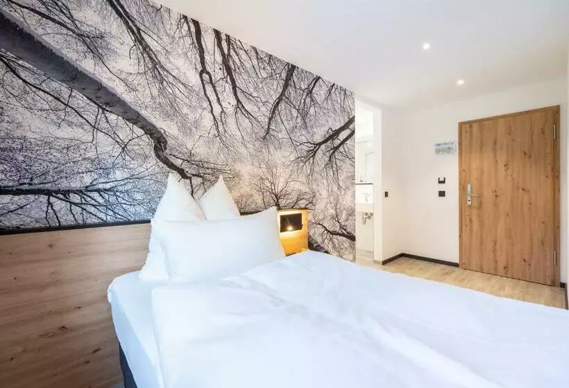 Hotelli Gasthof Wisonbrona