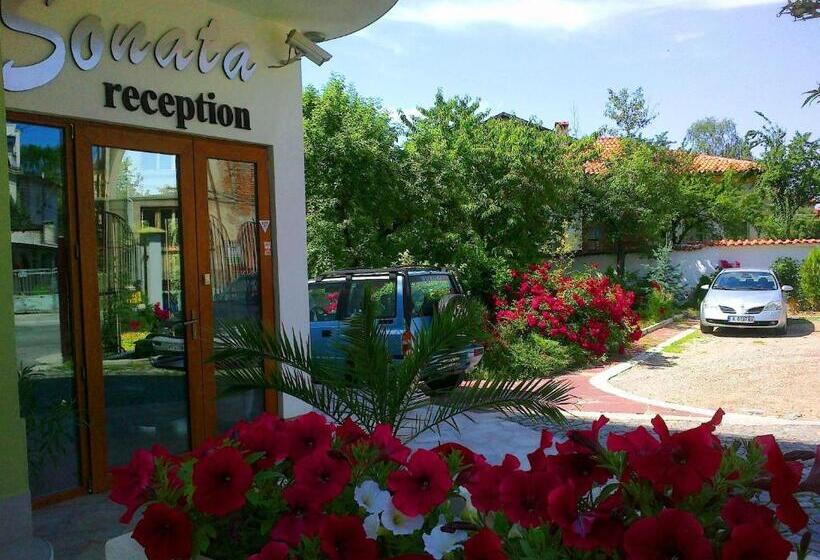 Family Hotel Sonata