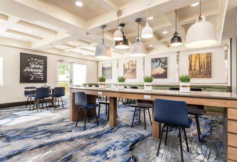 فندق Fairfield Inn St. George