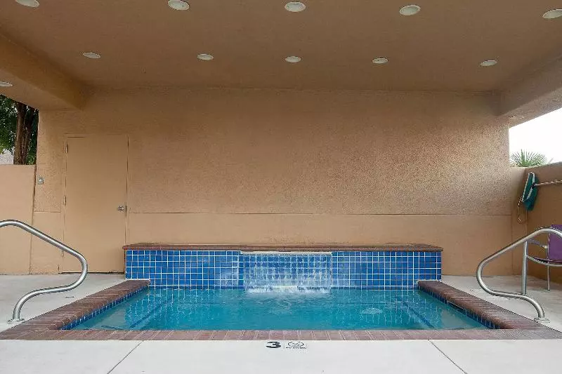 هتل Fairfield Inn St. George