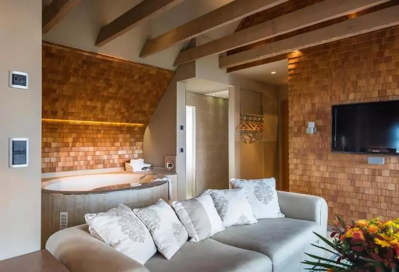 Szálloda Fleesensee Resort & Spa