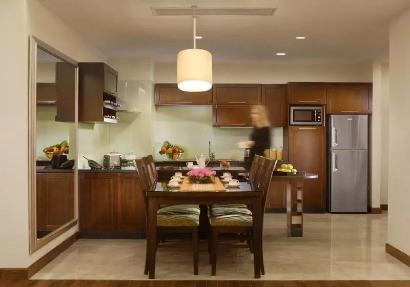 ホテル Fraser Suites Hanoi