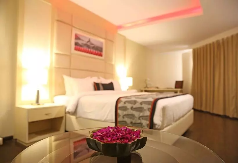 Szálloda Golden Tulip  Jaipur