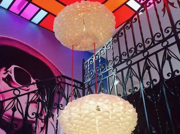 Отель Mademoiselle