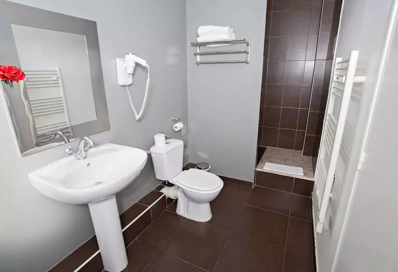 Отель Mademoiselle