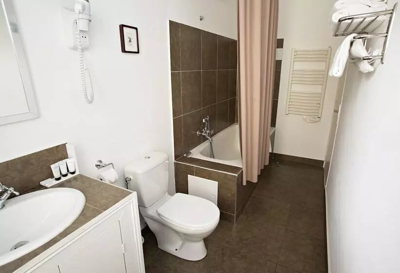 Отель Mademoiselle