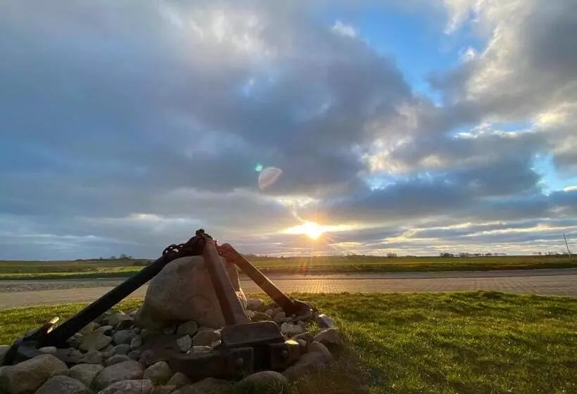 בית מלון כפרי & Restaurant Zum Kap Arkona