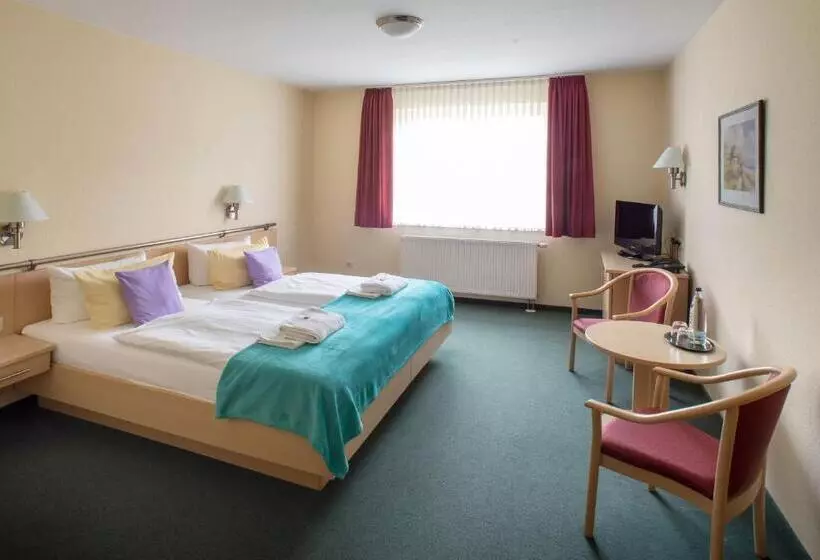 בית מלון כפרי & Restaurant Zum Kap Arkona