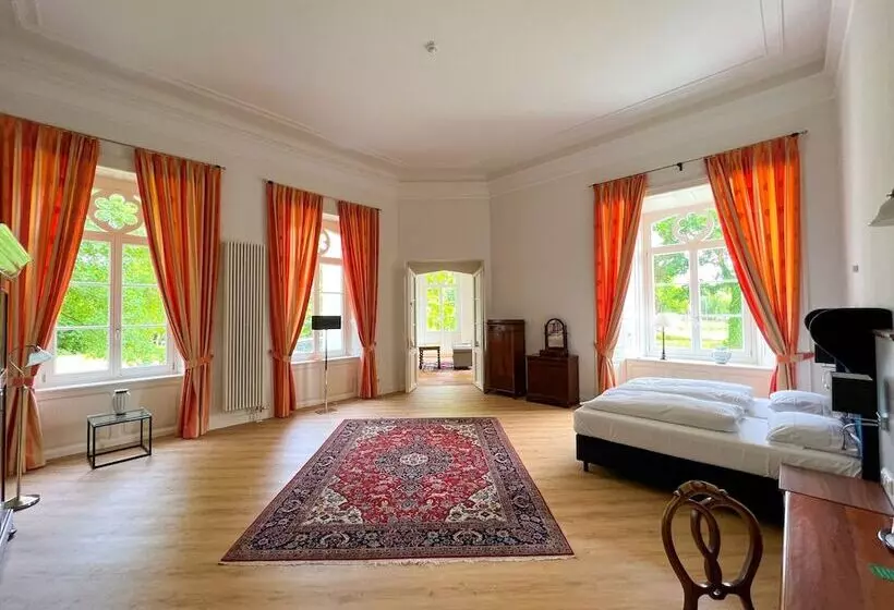 酒店 Schloss Schlemmin