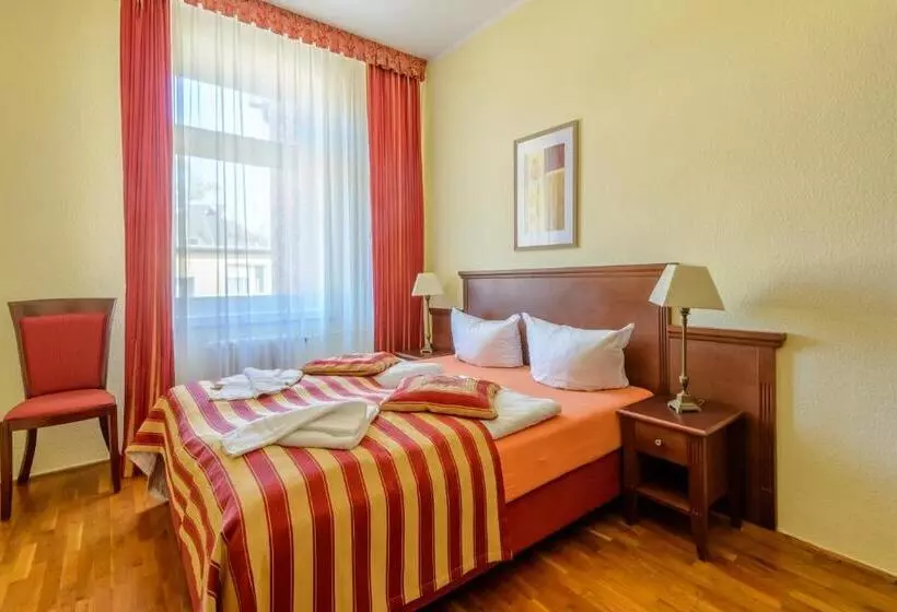 ホテル Störtebeker