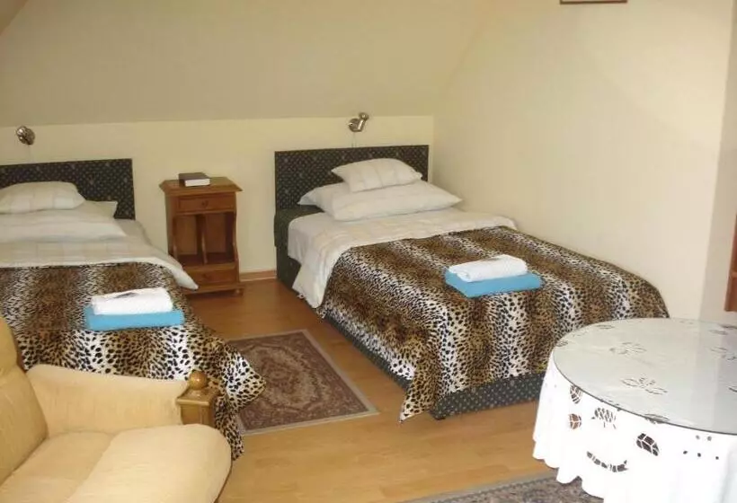 בית מלון כפרי Szent György Fogadó