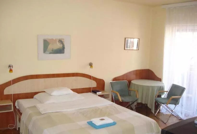 בית מלון כפרי Szent György Fogadó