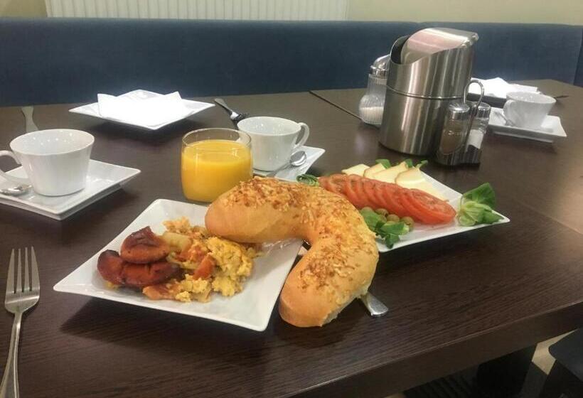 فندق Villa Prestige