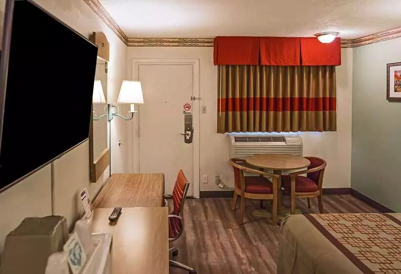 Motelli Rodeway Inn Albuquerque Downtown On Rt 66