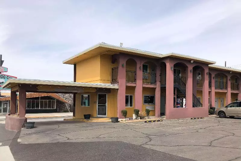 Motelli Rodeway Inn Albuquerque Downtown On Rt 66