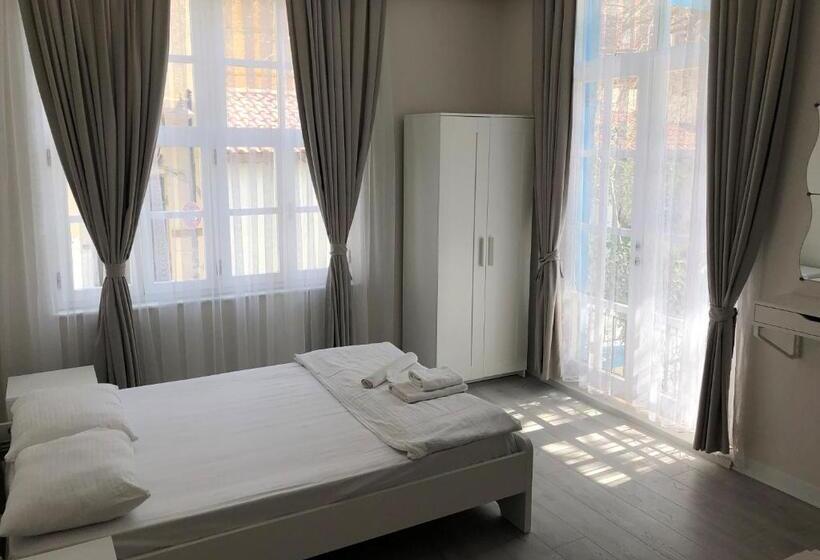 پانسیون Atici