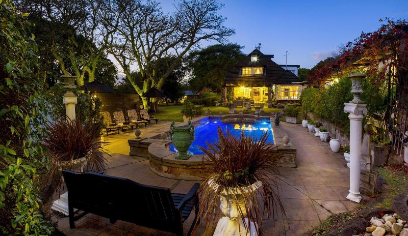 Pensió Forest Hall Guest House