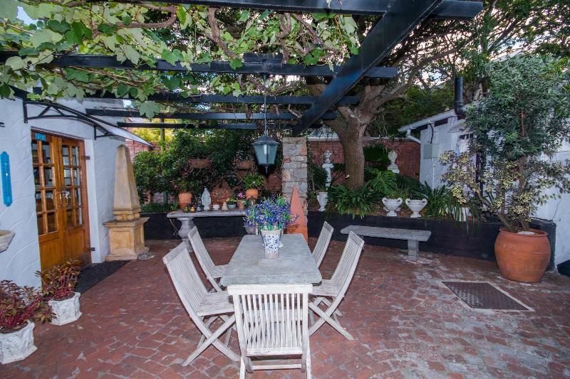 Pensió Forest Hall Guest House