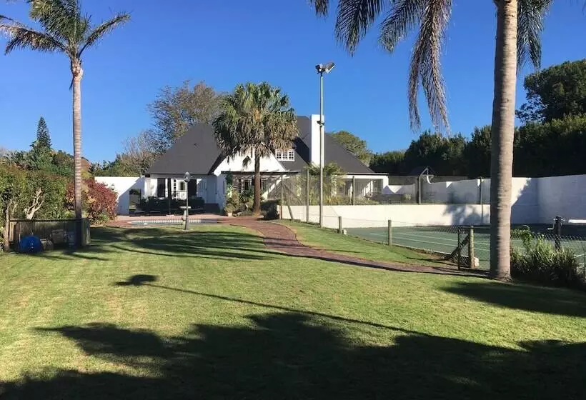 Panzió Forest Hall Guest House