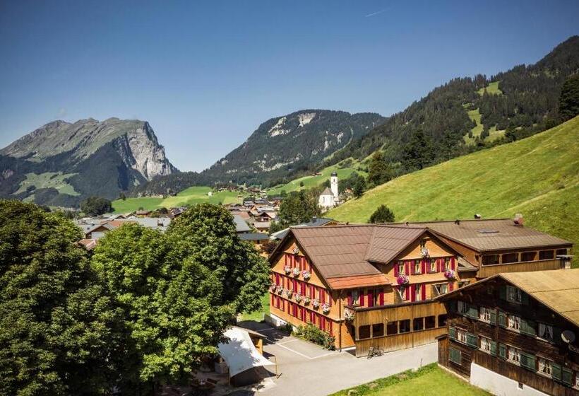 پانسیون Gasthof Adler