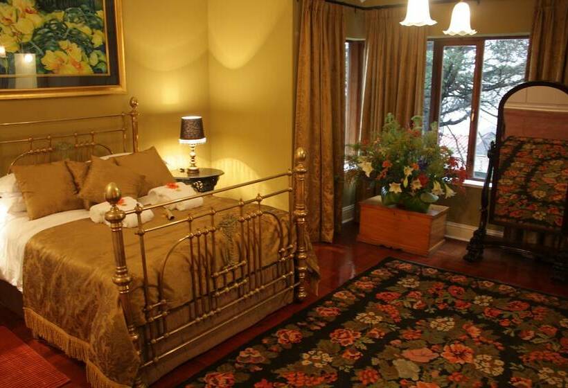 Пансион Northcliff Manor Guest House